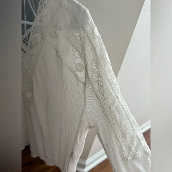 Free People White Lace Detail Top - Picture 4 of 8